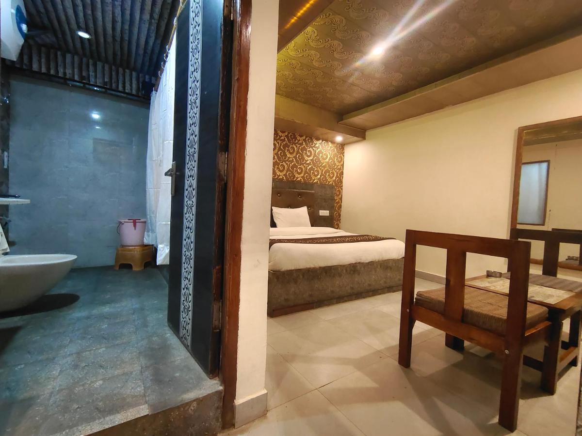 Magic Stays - Shimla Royale - Free Pickup From Railway Station 西姆拉 外观 照片