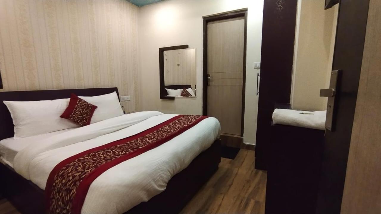 Magic Stays - Shimla Royale - Free Pickup From Railway Station 西姆拉 外观 照片
