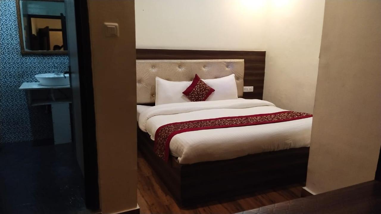 Magic Stays - Shimla Royale - Free Pickup From Railway Station 西姆拉 外观 照片